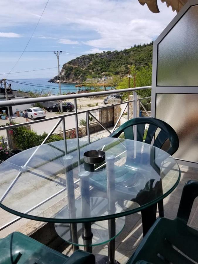 Irini Boutique Rooms!!! 히마레 외부 사진