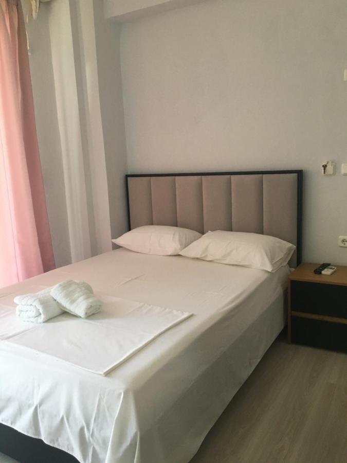 Irini Boutique Rooms!!! 히마레 외부 사진