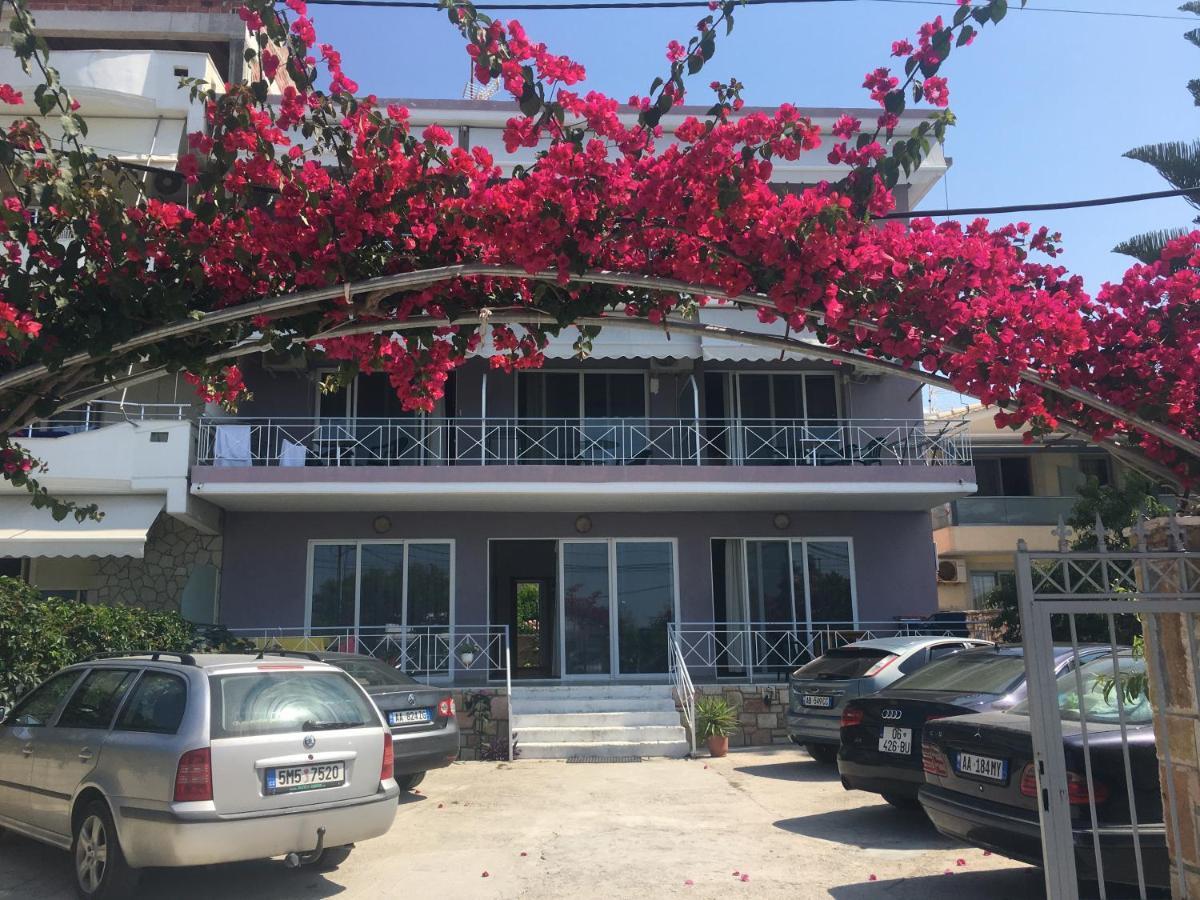 Irini Boutique Rooms!!! 히마레 외부 사진